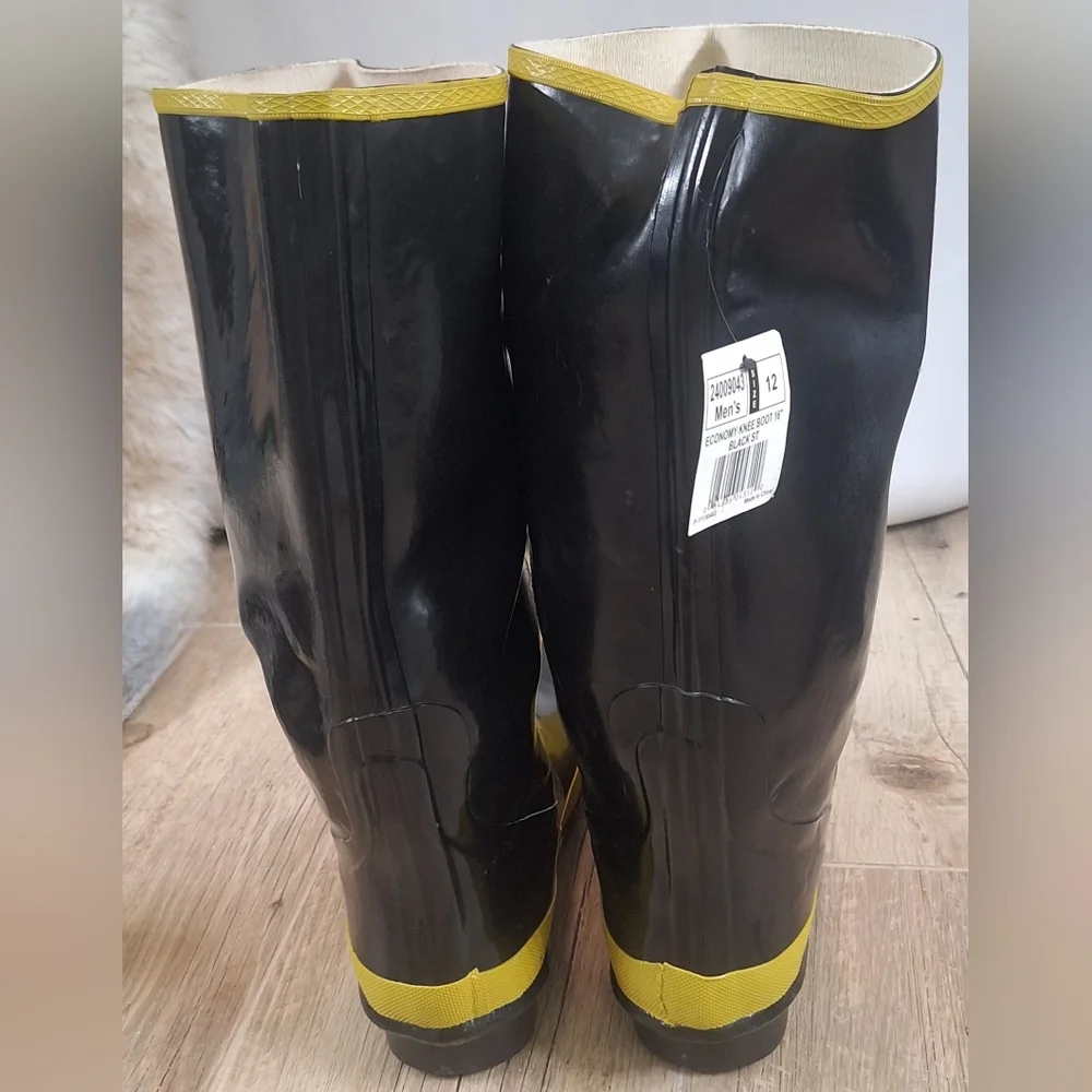 NWT Lacrosse Economy 16bin Steel Toe Black and Yellow Men's Work Boots Sz. 12